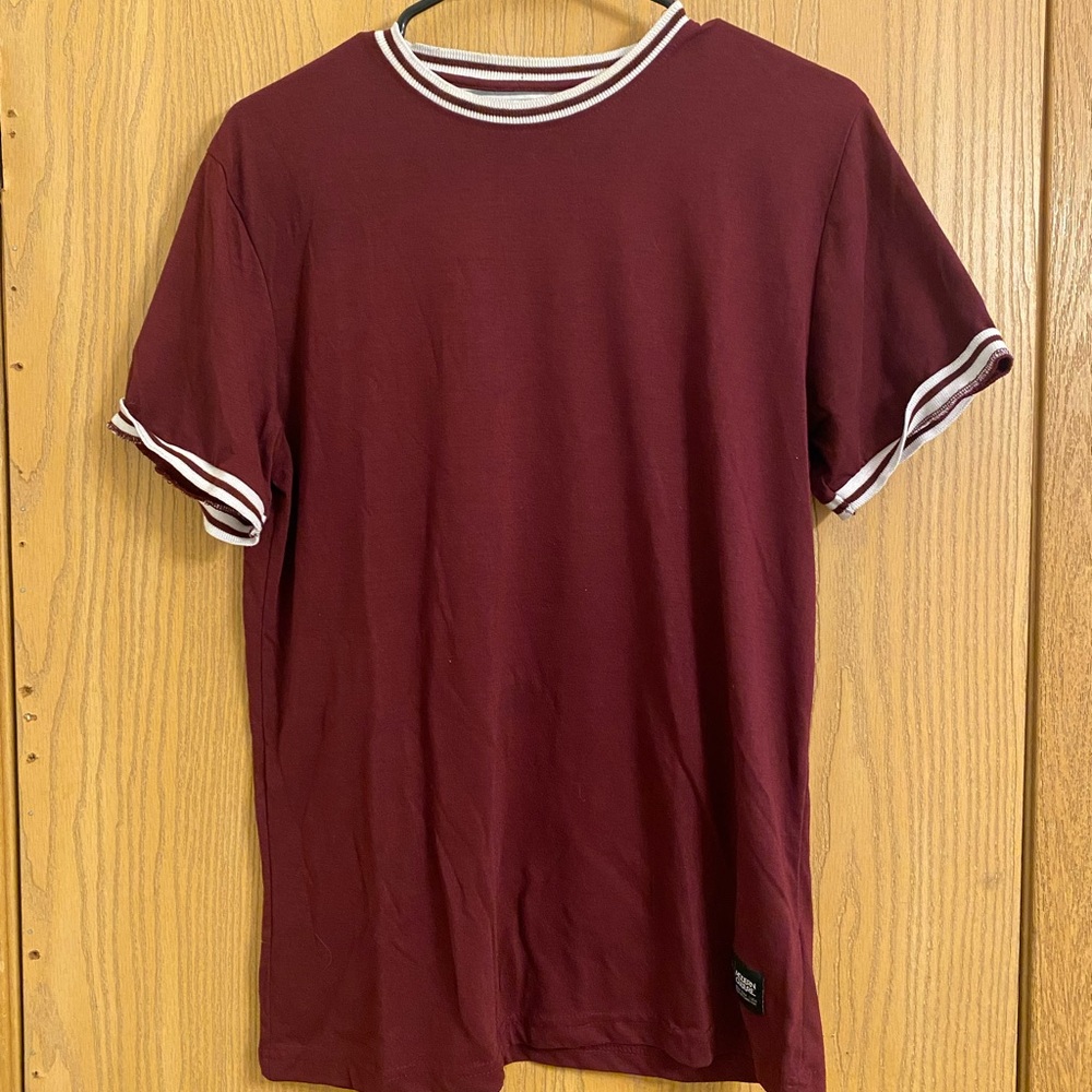 Red and White Short Sleeve Tee with Sporty Striped Accents